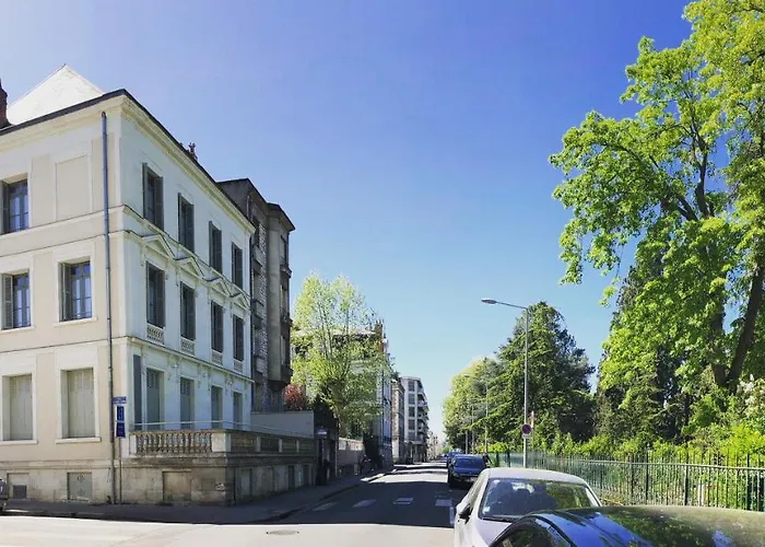 Aparthotel De Tourisme Parc Tours